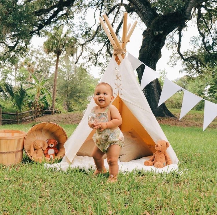 10 Tips for Your Baby’s First Birthday Party - HARTS Bootees