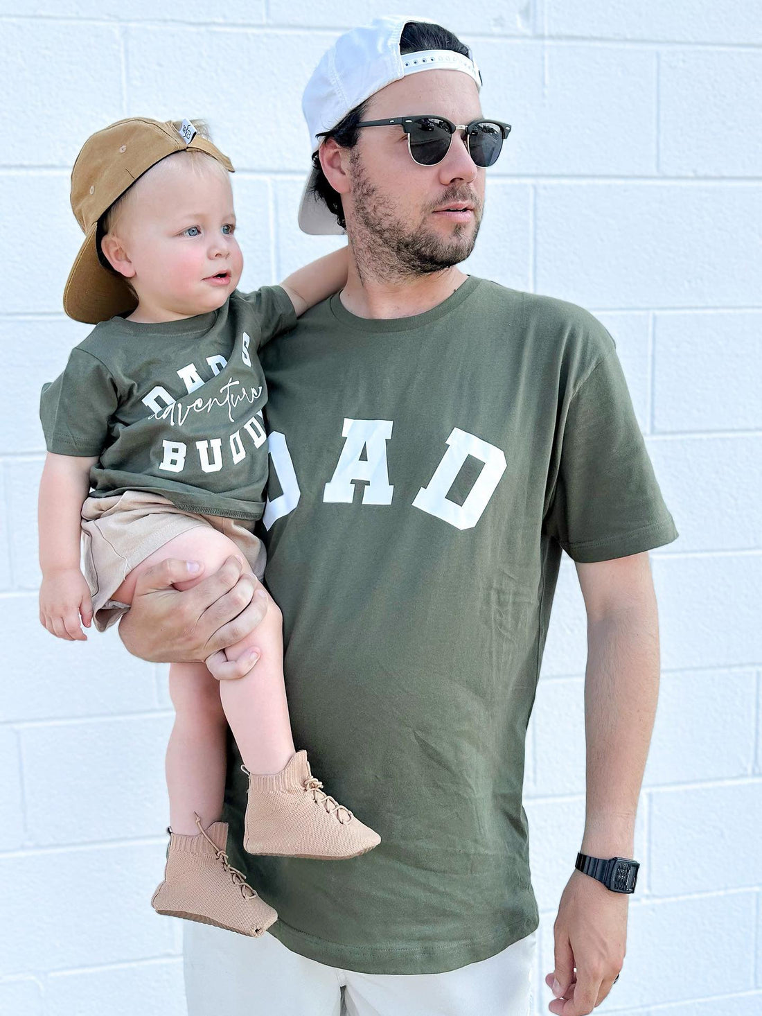 Dads often encourage toddler movement through play, exploration, and risk-taking. Learn how this approach helps build confidence, coordination, and independence—and why flexible, lightweight shoes that stay on support natural movement.