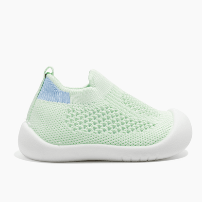 Collection of best-rated prewalker sneakers featuring quick-dry materials and flexible soles, sized for growing feet from newborn through first steps.